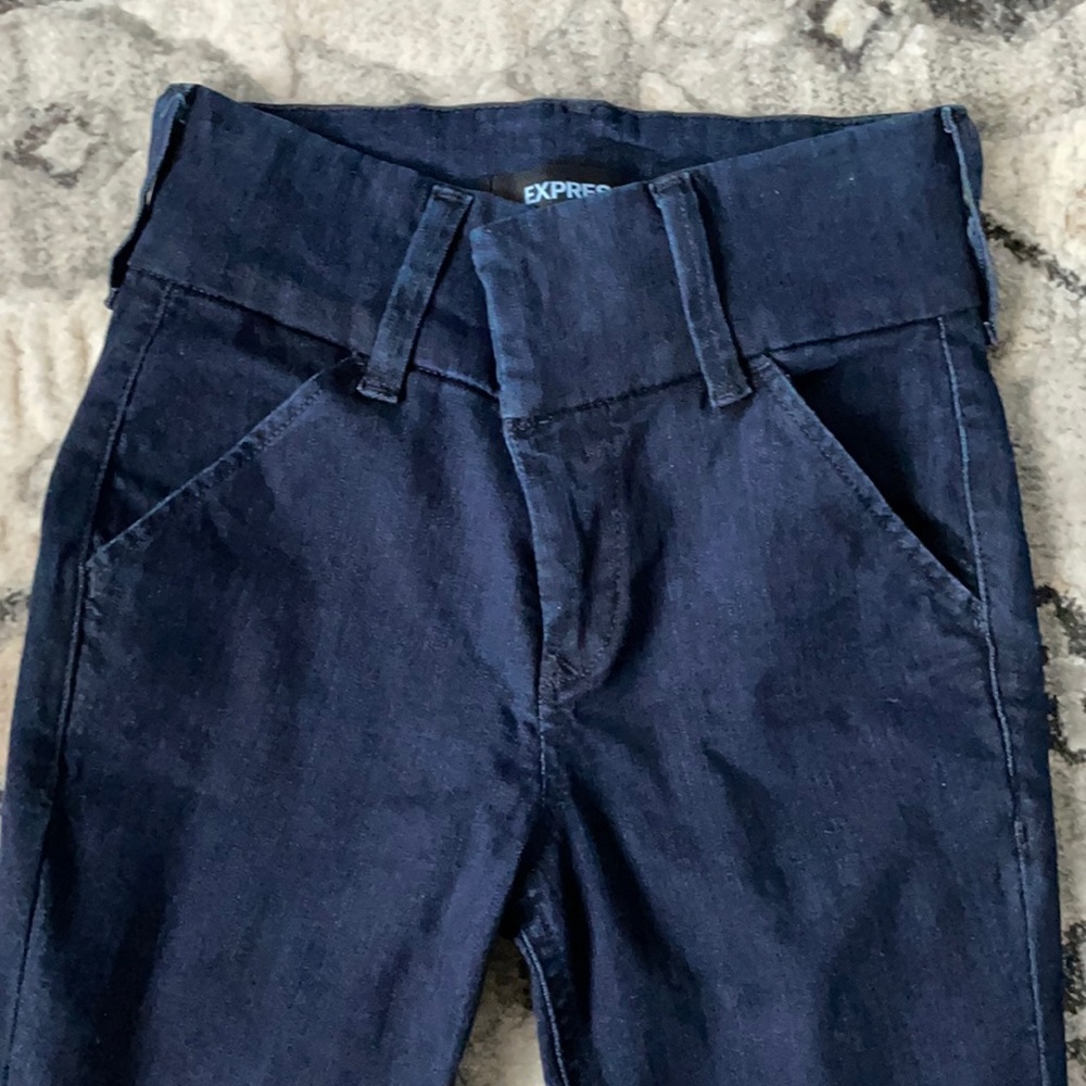 Dark wash high waisted express jeans